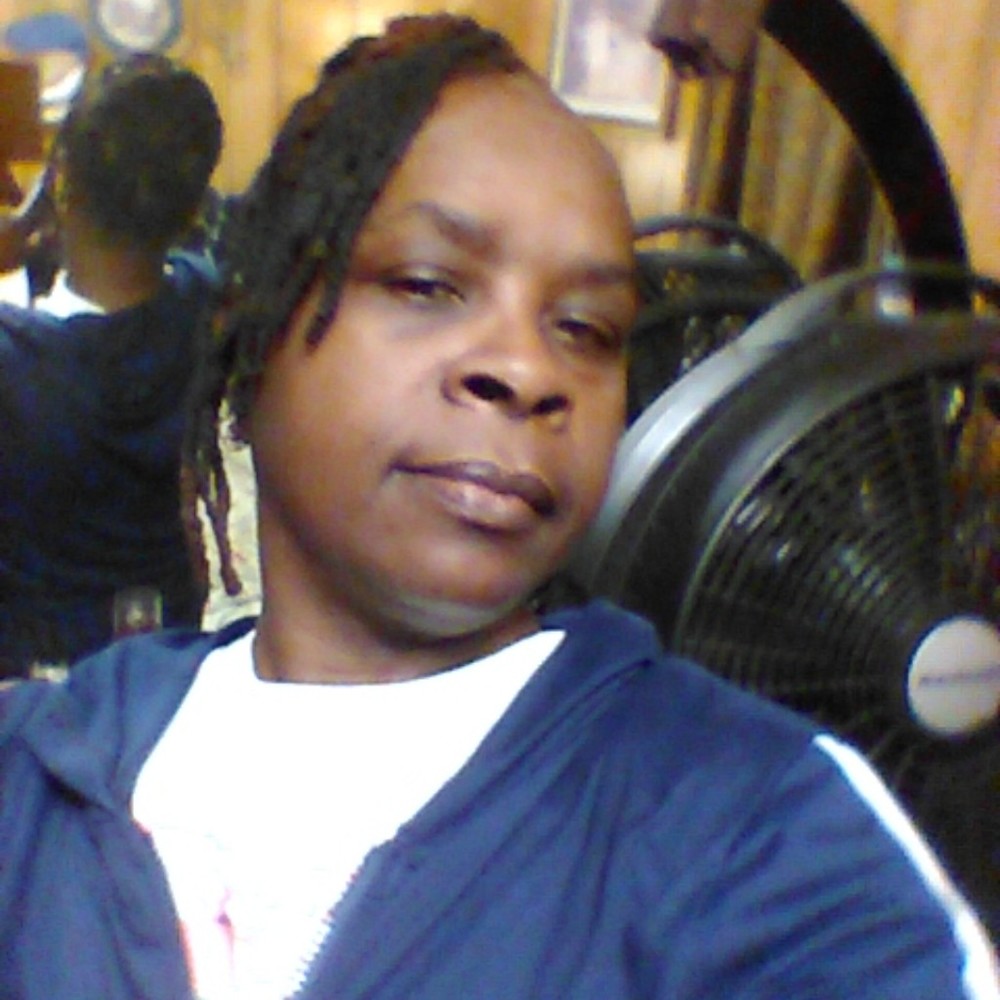Meet your Posher, Brenda
